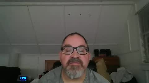 niceguy7208 online show from June 2, 3:42 am
