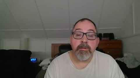 niceguy7208 online show from June 9, 4:52 am