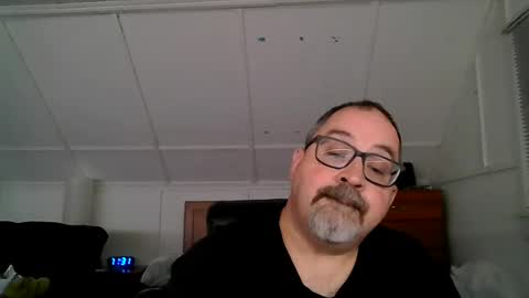 niceguy7208 online show from August 11, 3:30 am