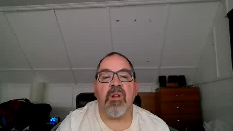 niceguy7208 online show from August 17, 6:07 am