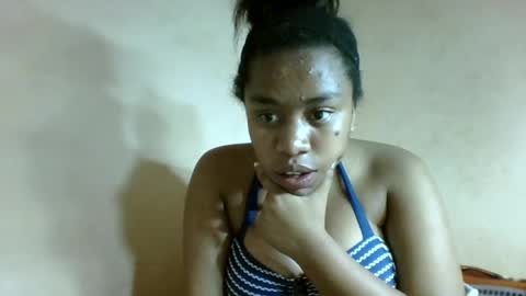 nicelly01 online show from August 9, 10:44 pm