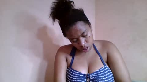 nicelly01 online show from August 10, 1:23 pm