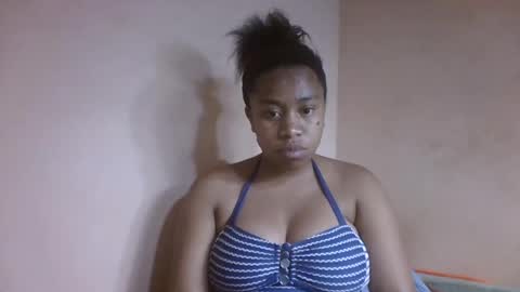 nicelly01 online show from August 10, 10:11 pm