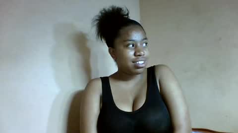 nicelly01 online show from August 12, 8:38 am