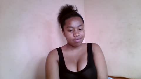 nicelly01 online show from August 12, 9:44 am
