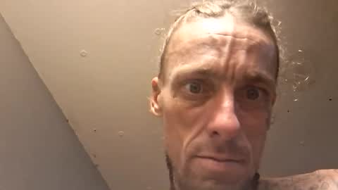 nicholasdewson4 online show from August 3, 4:19 am