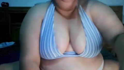 Nicholle online show from August 12, 12:57 am