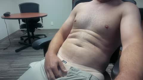 nick705068 online show from August 17, 2:11 pm