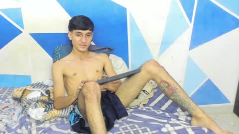 nick_damon online show from June 9, 12:44 pm