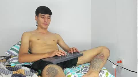 nick_damon online show from August 5, 9:29 am