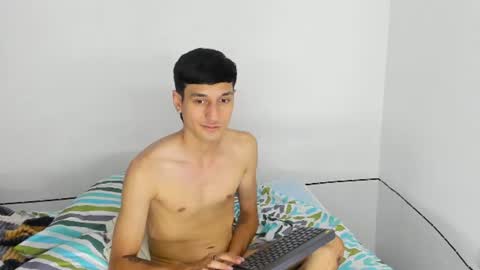 nick_damon online show from August 6, 4:22 am