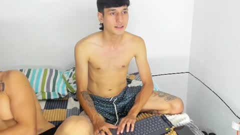nick_damon online show from August 8, 5:51 am