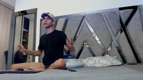 Nick Hot online show from March 24, 1:55 am