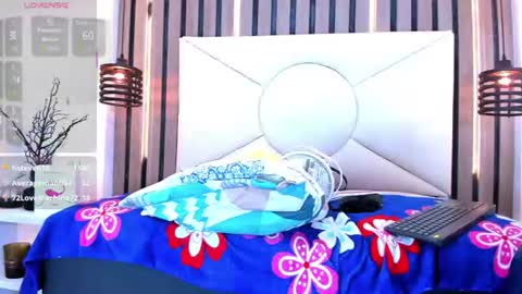 nick_smile online show from July 31, 12:50 am