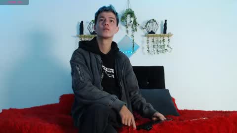 Nick  online show from August 3, 1:40 pm