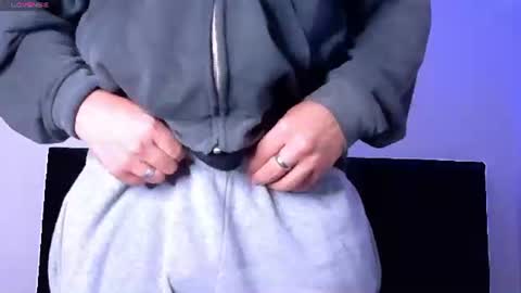 nick_twiink online show from August 1, 10:21 am