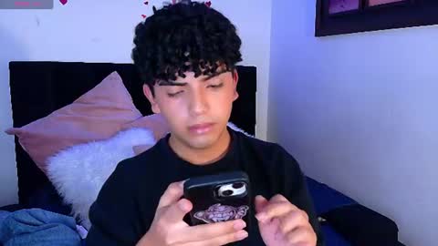 nick_twiink online show from August 3, 8:43 am