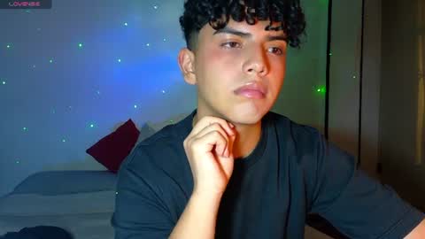 nick_twiink online show from August 12, 5:43 am