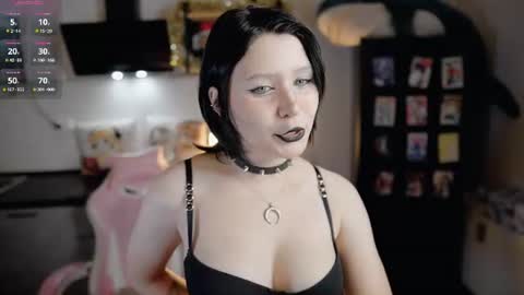 nickari_x online show from August 13, 7:44 am