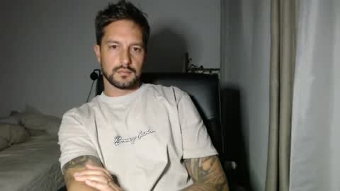 Nick maxx online show from August 16, 11:47 am