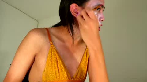ISABEL   IG Dajobasa online show from July 24, 4:43 pm