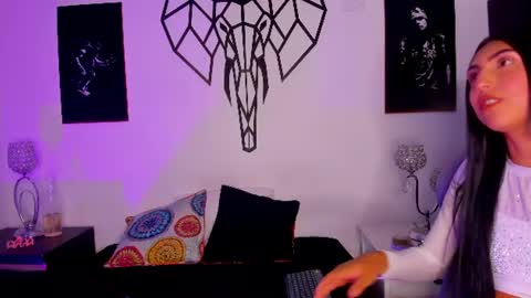 nicky_as online show from August 10, 3:30 am