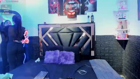 JENNY online show from August 11, 4:36 am
