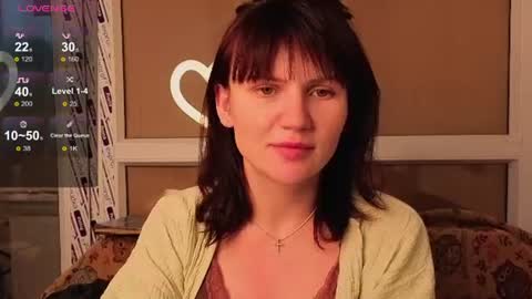 Nicky Weekends online show from July 6, 4:32 pm