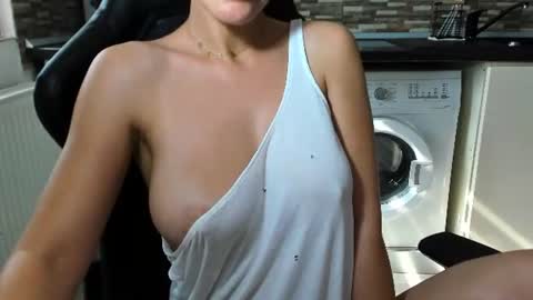 Nicky online show from August 6, 7:07 am