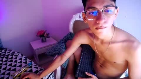 Nicolas online show from August 12, 12:51 pm