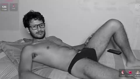 nicolasrodrii online show from July 1, 3:07 am