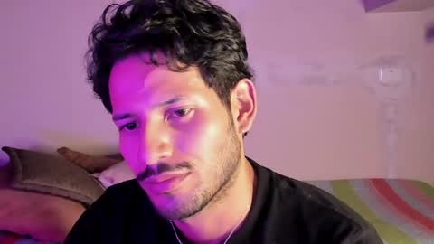 nicolasrodrii online show from July 6, 4:48 am
