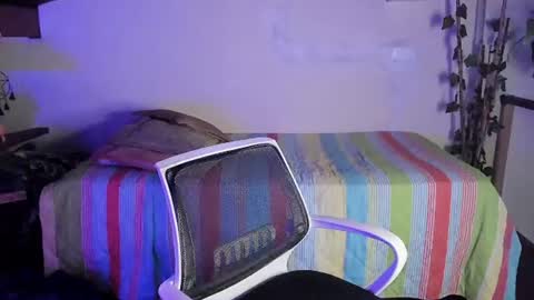 nicolasrodrii online show from July 7, 9:41 pm
