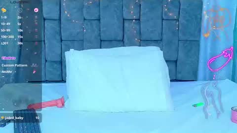 nicolastorres__ online show from August 12, 9:11 am