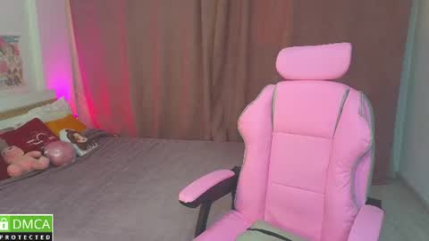Beatrice online show from August 3, 3:24 am