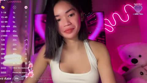 nicolecellini online show from August 3, 5:42 pm