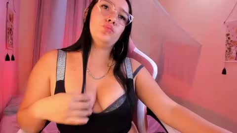 Nicole  online show from August 17, 9:42 pm