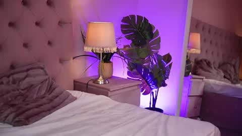  Nicole  online show from August 15, 5:44 am