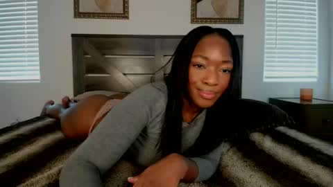 Nicole online show from August 13, 9:18 pm