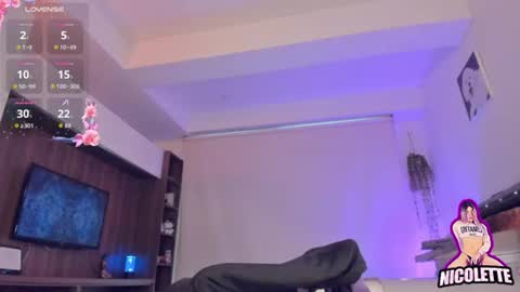 Nicol  online show from July 30, 4:36 pm