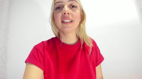 NICOLE online show from August 4, 11:02 pm