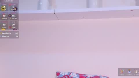 nicolle_evanss_ online show from August 4, 6:10 am