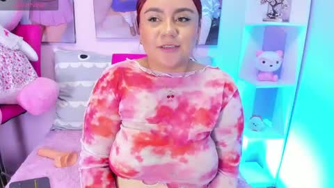 Nicolle Frox  online show from August 12, 1:35 pm