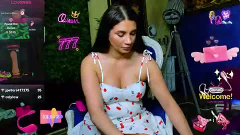 Nicolle online show from August 12, 11:34 am