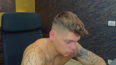 NicoTroy online show from August 10, 9:55 am