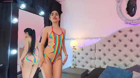 nieves___ online show from July 30, 11:11 pm