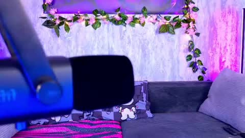 Night angel online show from August 16, 3:54 am