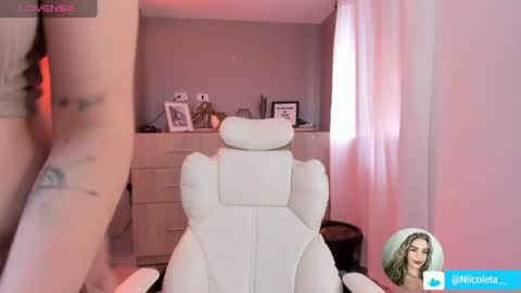 Niicoleta  online show from August 4, 3:31 pm