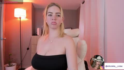Niicoleta  online show from August 6, 6:51 pm