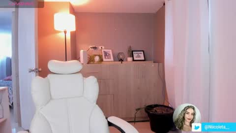 Niicoleta  online show from August 8, 6:41 pm